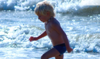 Spiaggia di cattolica, bambino Spiaggia di cattolica, bambino